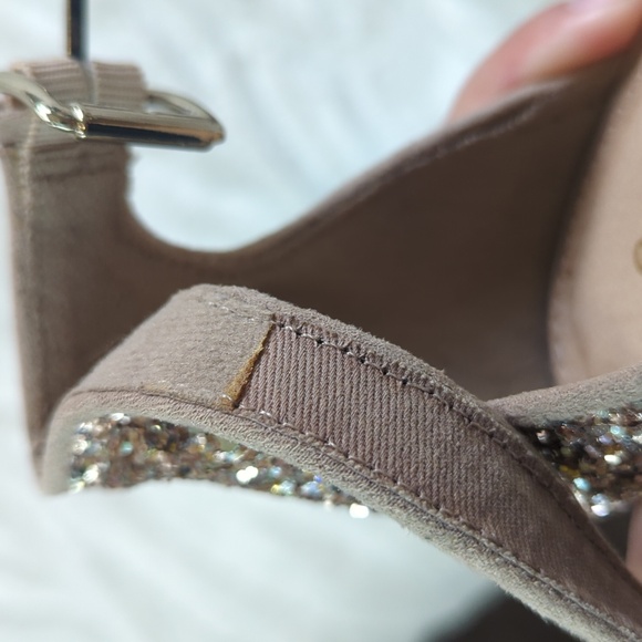 Old Navy Chunky Glitter Block Heels - Picture 7 of 9